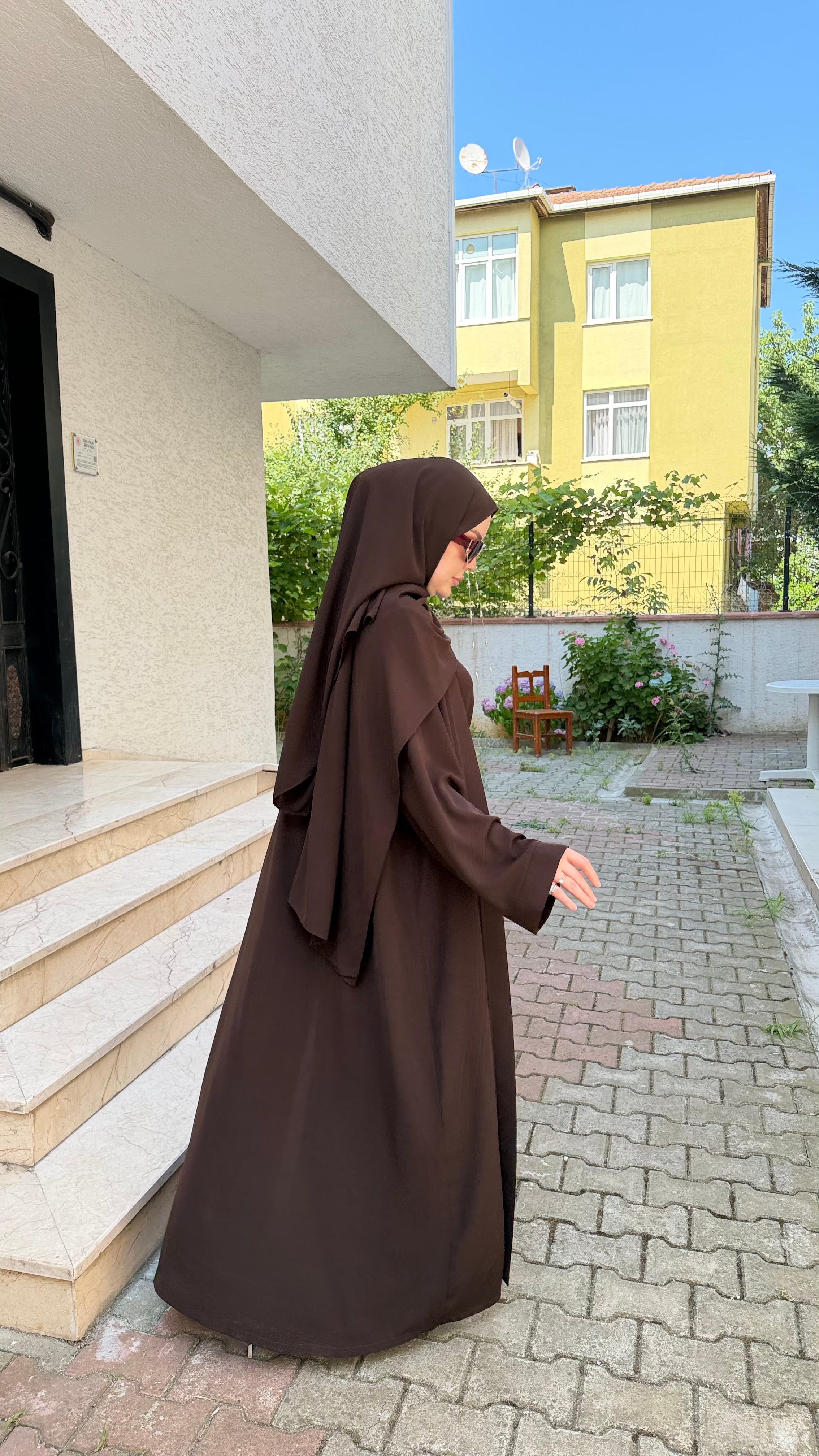 NOURA abaya set Akahve